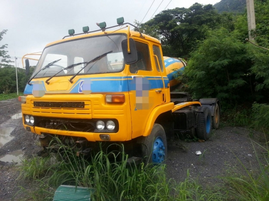 ขายหัวลาก Nissan cw30m 230 แรง 1เพลา และ 2 เพลา