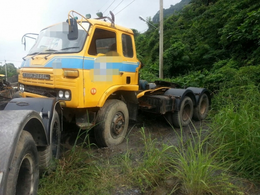 ขายหัวลาก Nissan cw30m 230 แรง 1เพลา และ 2 เพลา