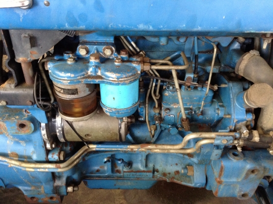 ขายรถไถFORD3930ขนาด3สูบ2เพลา60แรง นำเข้าจากต่างประเทศสวยๆเครื่องแห้งยางเต็มพร้อมลุยงาน