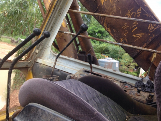 SUMITOMO 200 รถพร้อมใช้งานได้เลยครับ เครื่องเดิมปั๊มเดิมทำงานได้เร็วดี ภายนอกบูมอาร์มสวยไม่แตกไม่ร้าว ช่วงล่างเอวแน่น โรลเลอร์โซ่ใบแทรกสภาพดีประมาณ 60\% พร้อมทำงานได้เลย เอกสารสัญญาซื้อขาย ราคาต่อรองได้ครับ SUMITOMO 200 รถพร้อมใช้งานได้เลยครับ เครื่องเดิมปั๊มเดิมทำงานได้เร็วดี ภายนอกบูมอาร์มสวยไม่แตกไม่ร้าว ช่วงล่างเอวแน่น โรลเลอร์โซ่ใบแทรกสภาพดีประมาณ 60\% พร้อมทำงานได้เลย เอกสารสัญญาซื้อขาย ราคาต่อรองได้ครับ