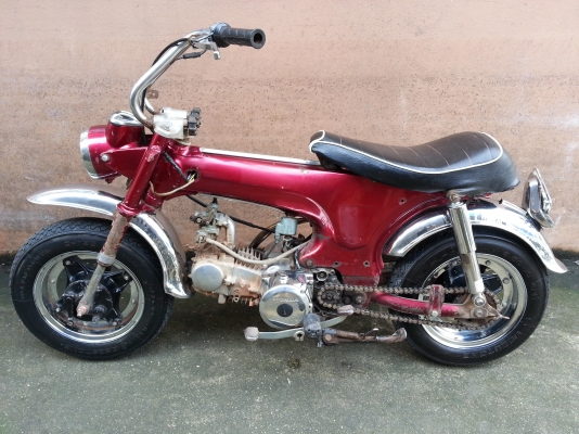ขาย Honda DAX ทะเบียนแท้ST-70