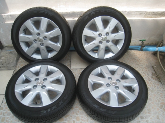 ขายแม็กมือสอง Nissan march 15"x5.5" et50 4รู100 +ยางสัปดาห์ที่ 45ปี 12 สนใจติดต่อเล็กคลองสามครับ (081-3747940)