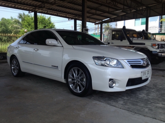 ขาย TOYOTA CAMRY HYBRID 2.4 AT