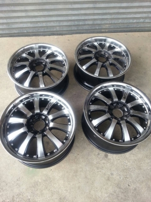 แม็กขอบ 17 4รู100/114 ครบชุด