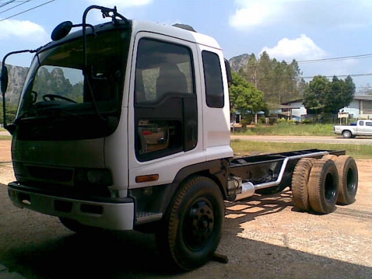 ขายอีซูซู 10ล้อเพลาเดียว 175 แรง เปลี่ยนหัวเด้กก้า ขายหัว-คัสซี ขายอีซูซู 10ล้อเพลาเดียว 175 แรง เปลี่ยนหัวเด้กก้า ขายหัว-คัสซี