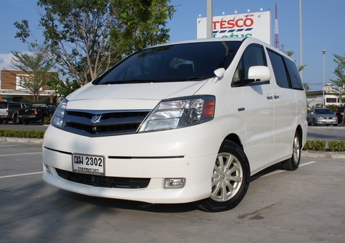 TOYOTA ALPHARD 2.4 Hybrid E-Four ปี 2009 เกียร์ออโต้ สีขาวมุก วิ่งเพียง 45000 โลเเท้สุดยอดเทคโนโลยี Hybrid มือเดียว เข้า 0 ตลอด มี Book Service วิ่งน้อยมาก Airbag 8 ลูก เบาะหนังเเท้ ประตูสไลด์ไฟฟ้า 2 บานเปิดปิดด้วยกุญเเจรีโมท ประตูหลังเปิดปิดไฟฟ้า เครื่อง