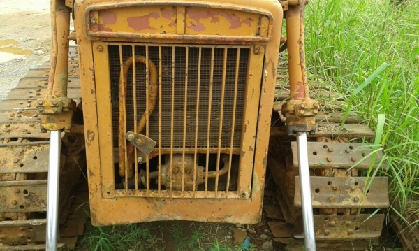 ขายเเทรกเตอร์ komatsu d2 มือ2ตามสภาพ  110000 บาท