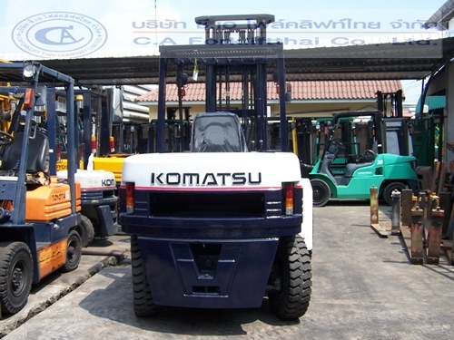 ขาย รถโฟล์คลิฟท์ KOMATSU รุ่น FD40-5