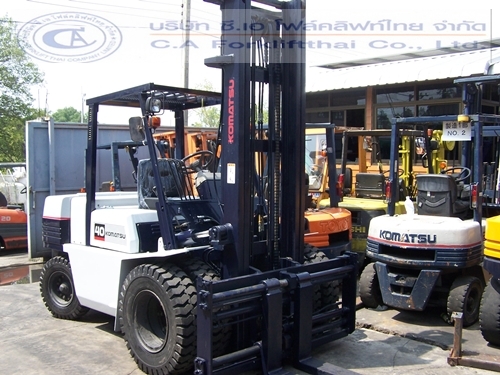 ขาย รถโฟล์คลิฟท์ KOMATSU รุ่น FD40-5