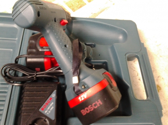 ขายสว่านแบต12v 3 หุน ชลบุรี