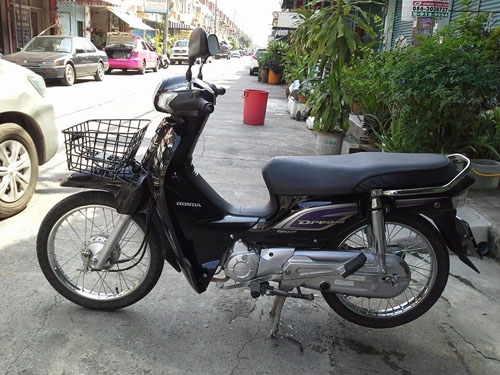 dreem ปี 56 สีดำ รถหลุดจำนำ รถสวยมากๆ มีเอกสารครบ ขับกลับบ้านได้เลยจ้า dreem ปี 56 สีดำ รถหลุดจำนำ รถสวยมากๆ มีเอกสารครบ ขับกลับบ้านได้เลยจ้า