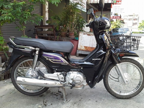 dreem ปี 56 สีดำ รถหลุดจำนำ รถสวยมากๆ มีเอกสารครบ ขับกลับบ้านได้เลยจ้า