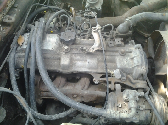 รถบีเอ็มเครืองโตโยตาฮีโร 2Lขายตามสภาพ รถบีเอ็มเครืองโตโยตาฮีโร 2Lขายตามสภาพ