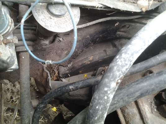 รถบีเอ็มเครืองโตโยตาฮีโร 2Lขายตามสภาพ รถบีเอ็มเครืองโตโยตาฮีโร 2Lขายตามสภาพ