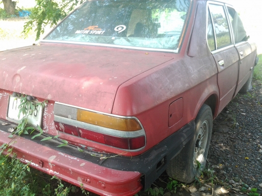 รถบีเอ็มเครืองโตโยตาฮีโร 2Lขายตามสภาพ รถบีเอ็มเครืองโตโยตาฮีโร 2Lขายตามสภาพ