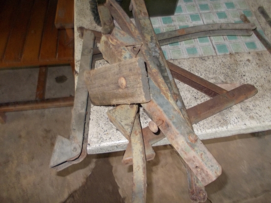 ขายโครงเก้าอี๋ m37และโครงหลังคาm37แท้มีเยอะ ขายโครงเก้าอี๋ m37และโครงหลังคาm37แท้มีเยอะ