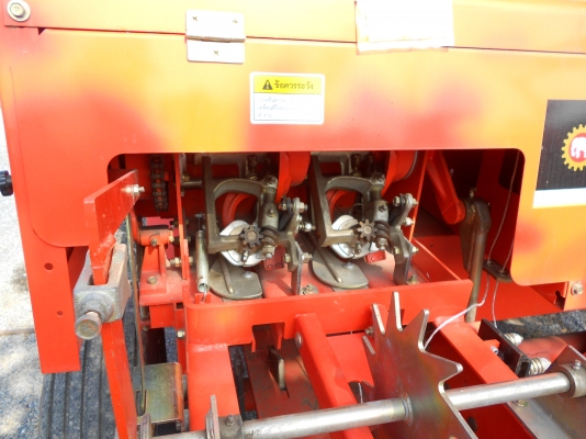 ขายเครื่องอัดฟางใหม่ในราคามือสอง