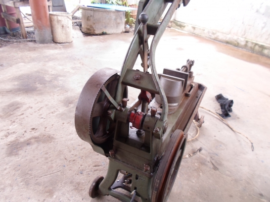 แท่นเลื่อย HERO 8,000 พร้อมใช้ ด่วน !!!!!! แท่นเลื่อย HERO 8,000 พร้อมใช้ ด่วน !!!!!!