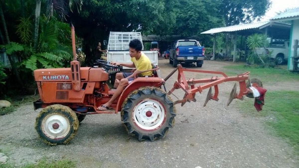 ขาย HINOMOTO E2040 4WD 3สูบ สภาพสมบูรณ์ พร้อมใช้งาน