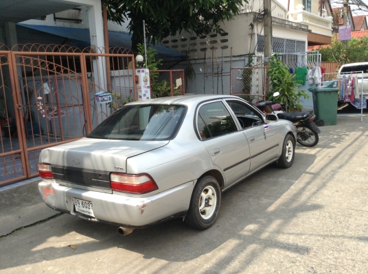 TOYOTA COROLLA 1.3 DXiโฉม3ห่วง เกียร์ธรรมดา 49000บาท