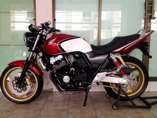 ขาย CB400 SF TEC3 ปี2005 สวยๆ อินวอยแท้+สรรพสามิตแท้+พรบ ราคา 128000 บาท ด่วนๆ