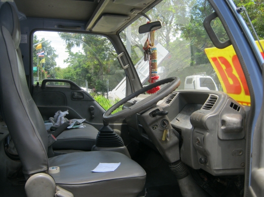 ขาย6ล้อ NPR 66LX5 -4HF1 130 แรงม้า ห้างแท้ปี 40 พร้อมใช้งาน