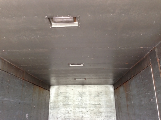 ขายตู้แห้ง 10 บาน สภาพสวย