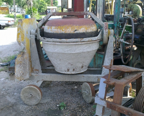 Sell> โม่ปูนมือสอง ยี่ห้อ Baton สภาพดี ลูกปืนแน่นทุกตัว ยังใช้งานได้อีกนานครับ