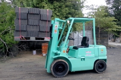 ขายรถ forklift เกียรออโต้ ดีเซล 2 ตัน ขายรถ forklift เกียรออโต้ ดีเซล 2 ตัน
