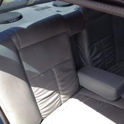 ขออณุญาตขายครับ toyota corona st 150 เเกสเเล้ว ล้อเเม็ก ระบบไฟครบๆ ใช้ได้หมด ภายในเบาะหนังสวยมาก กระจกไฟฟ้า เซ็นทัลล็อก ตัวท็อป ภาษีหมดปี 57 ไดชาจใหม่ เเอรหนาว ประหยัดมากขับกลับจากนครปฐม หมดไป 50บาท ใช้งานได้ปกติเอาไปขับได้เลยไม่ค้องทำอะไร ราคาเวฟ 125i อย