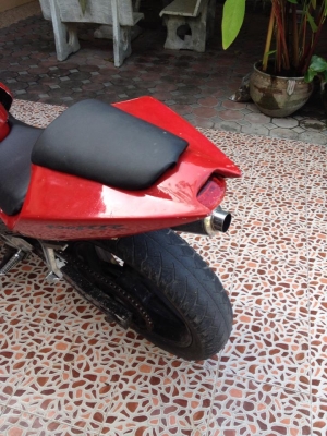 ขายCBR 250 4สูบ รถมีเอกสารอินวอย ขี่ได้ปกติครับ