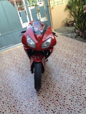 ขายCBR 250 4สูบ รถมีเอกสารอินวอย ขี่ได้ปกติครับ
