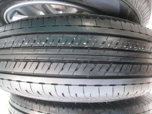 ขายล้อแม็กป้ายแดง All new Isuzu d-max 16"x6.5" et41 6รู139 + ยางปี2513 สีและตุ่มหน้ายางมีทุกเส้นครับ  สนใจติดต่อเล็กคลองสามครับ (081-3747940)