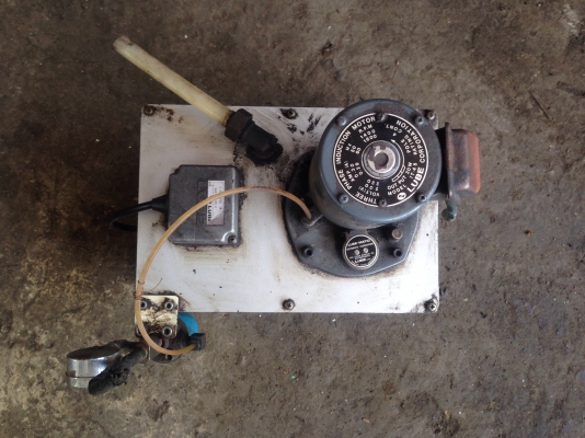 ขายปั้มน้ำมันไฮโดรลิคขนาดเล็ก ใช้ไฟ 220 V 3สาย สภาพสวย อุปกรณ์ครบ