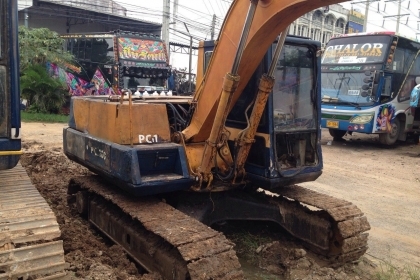 ขายรถ KOMATSU PC100