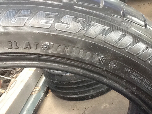 ขาย ยาง 245/45/17