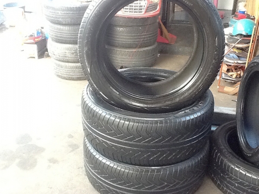 ขาย ยาง265/50/20มี3เส้นครับ