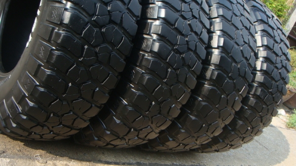 ขายยาง BF Goodrich Mud-terrain KM2  265 75 r16