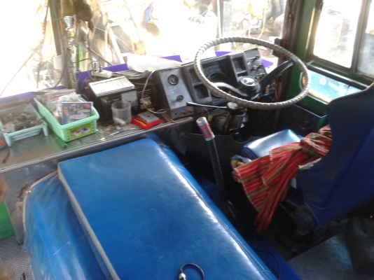 ขายรถบัสยาว 12 เมตร เครื่อง 220 แรง พ.เพาเวอร์ เบรกทิฟฟี่