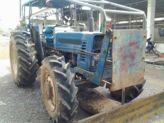 รถไถ ยี่ห้อ FORD รุ่น 8066S