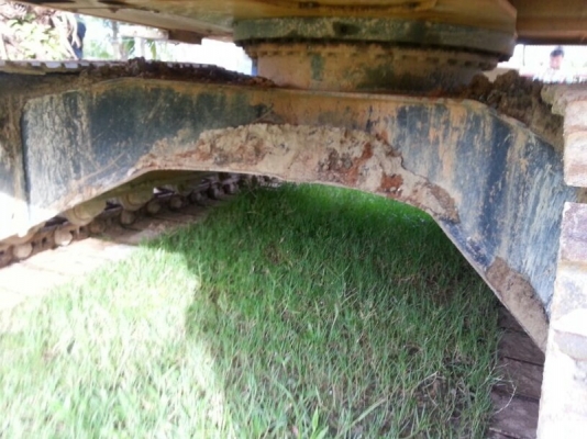 รถแบคโฮ KOMATSU  PC 130 ราคาลดเหลือ 1,750,000 บาท( รถทำงาน. 8,4xx  )  สนใจติดต่อ 081 - 6079515