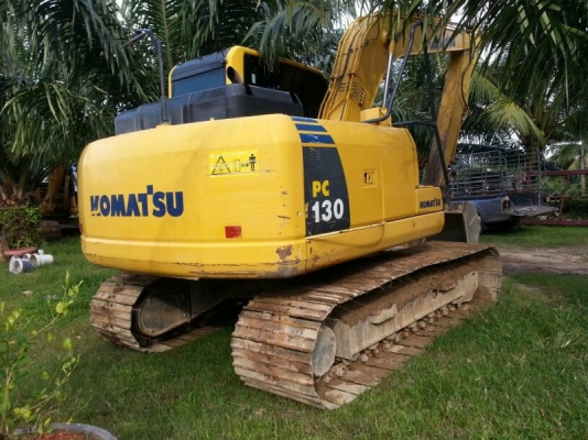 รถแบคโฮ KOMATSU  PC 130 ราคาลดเหลือ 1,750,000 บาท( รถทำงาน. 8,4xx  )  สนใจติดต่อ 081 - 6079515