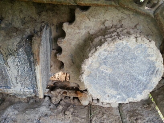 รถแบคโฮ KOMATSU  PC 130 ราคาลดเหลือ 1,750,000 บาท( รถทำงาน. 8,4xx  )  สนใจติดต่อ 081 - 6079515