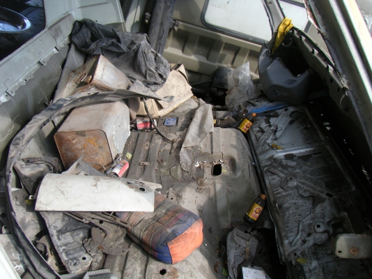 ขายโครงหัวเก๋งhino fc มีแต่โครง(มี2หัว) ส่งได้ทั่วไทย หัวครบ1หัว