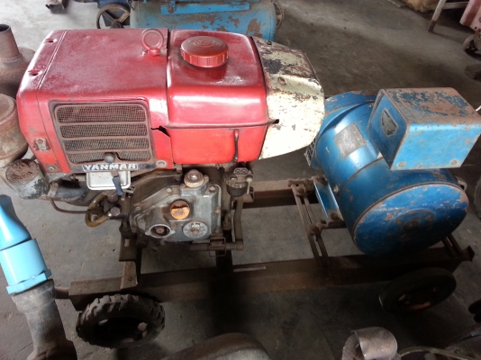 ขายเครื่องปั่นไฟขนาด 2 kw คับเครื่องยันม่าสูบเดียวประหยัดน้ำมันคับ ขายเครื่องปั่นไฟขนาด 2 kw คับเครื่องยันม่าสูบเดียวประหยัดน้ำมันคับ