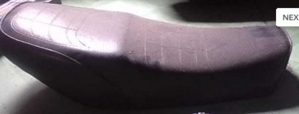 เบาะเดิมๆ  SR400