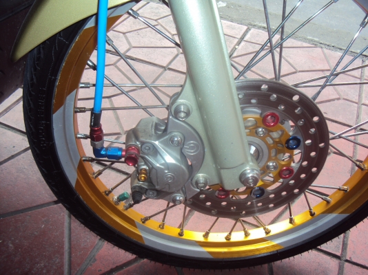 ขายยามาฮ่านูโวมีทะเบียนชุดแต่งเต็มสวยสนใจติดต่อสรกฤช091-8892274