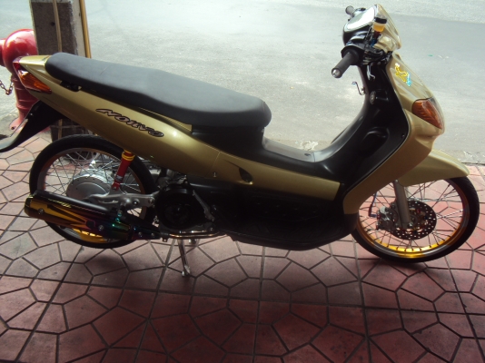 ขายยามาฮ่านูโวมีทะเบียนชุดแต่งเต็มสวยสนใจติดต่อสรกฤช091-8892274