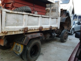 รถดัมพ์NISSAN CONDOR พร้อมทะเบียน เครื่อง fd 6  ราคา450,000 บ.