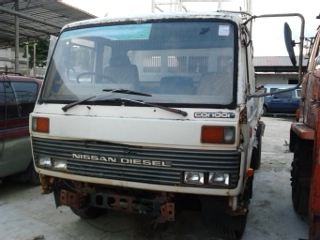 รถดัมพ์NISSAN CONDOR พร้อมทะเบียน เครื่อง fd 6  ราคา450,000 บ.